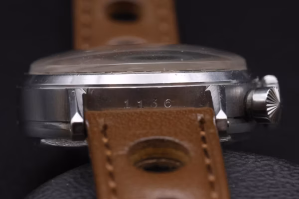 Movado M95 Chronograph “Sunray” pusher - Image 9