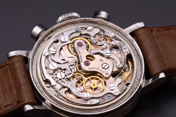 Movado M95 Chronograph “Sunray” pusher - Image 4